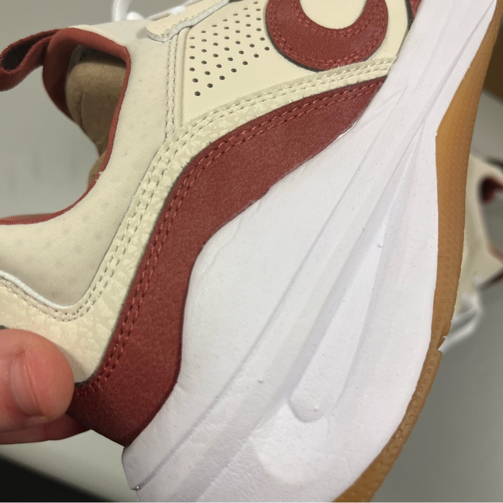 NIB Clove Strada Sneaker In Sand and Terra Cotta Multi Sizes - Picture 6 of 16